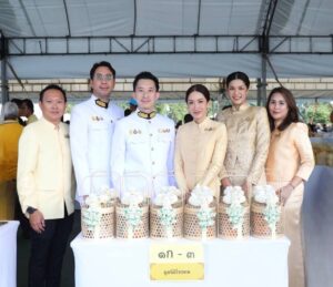 มูลนิธิไทยคม เข้าร่วมพิธีเจริญพระพุทธมนต์ และทำบุญตักบาตรถวายพระราชกุศล เนื่องในวันคล้ายวันพระบรมราชสมภพ